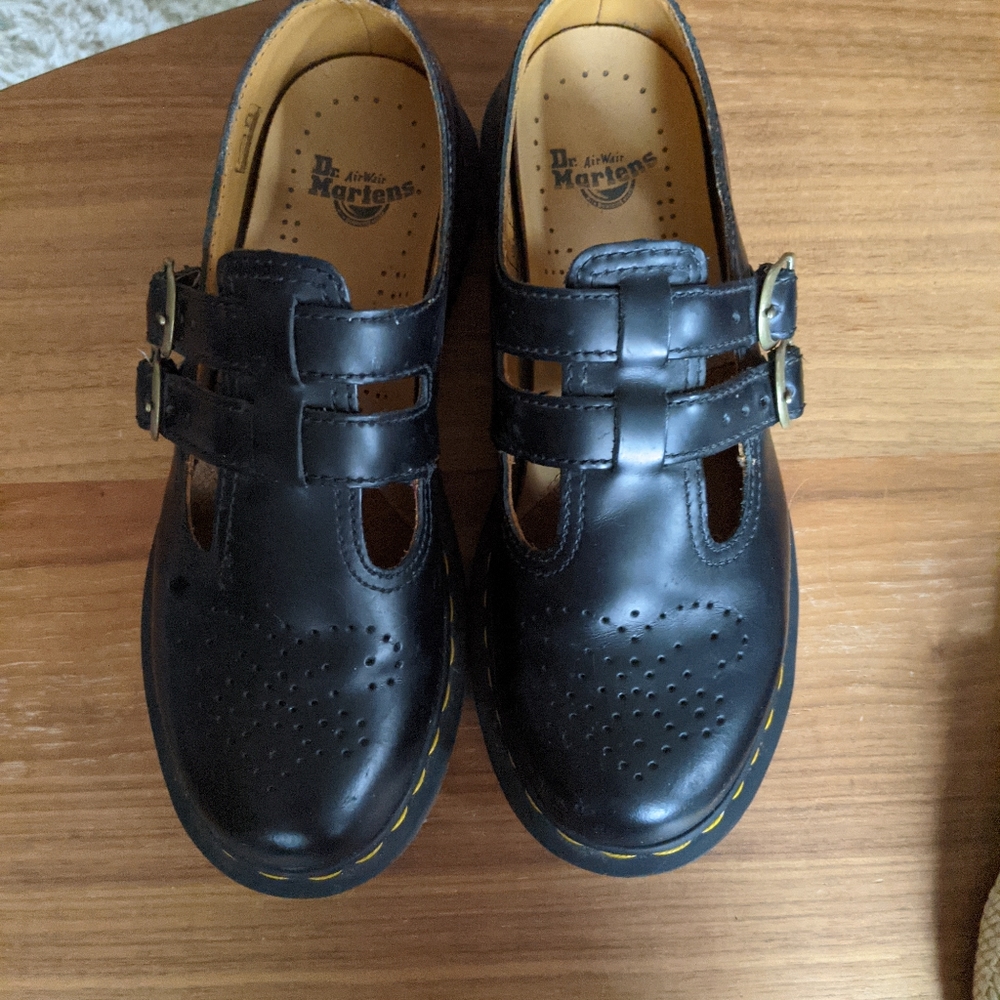 Dr. Martens Mary Jane